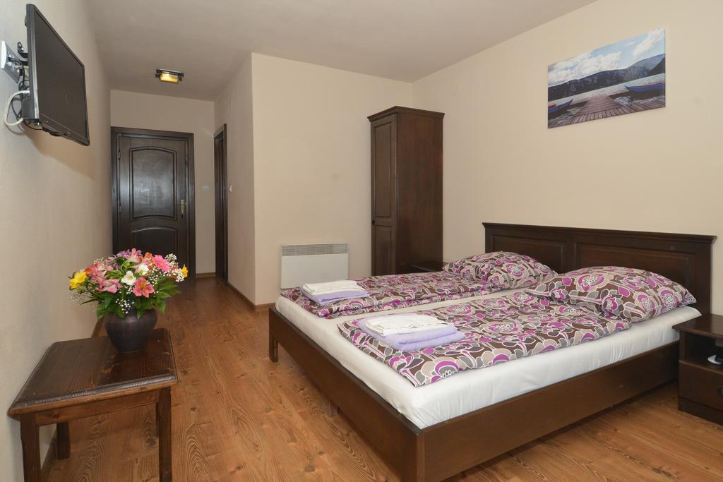 Vila Golful Dunarii Dubova Extérieur photo