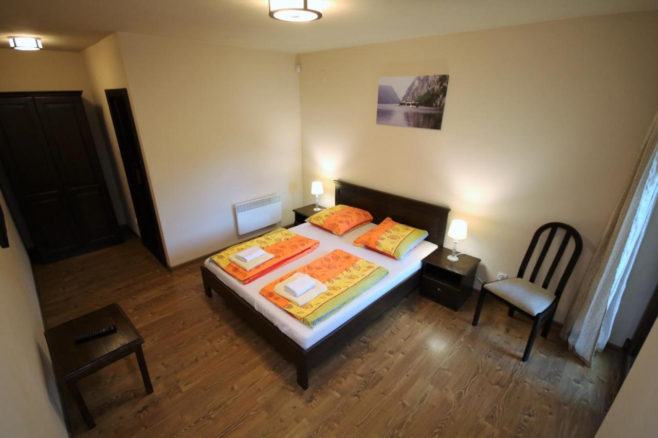 Vila Golful Dunarii Dubova Extérieur photo